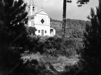 Esterno chiesa della Croce di Castagnabuona