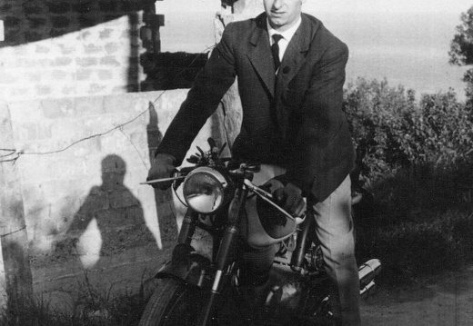Guido De Nisia e la moto