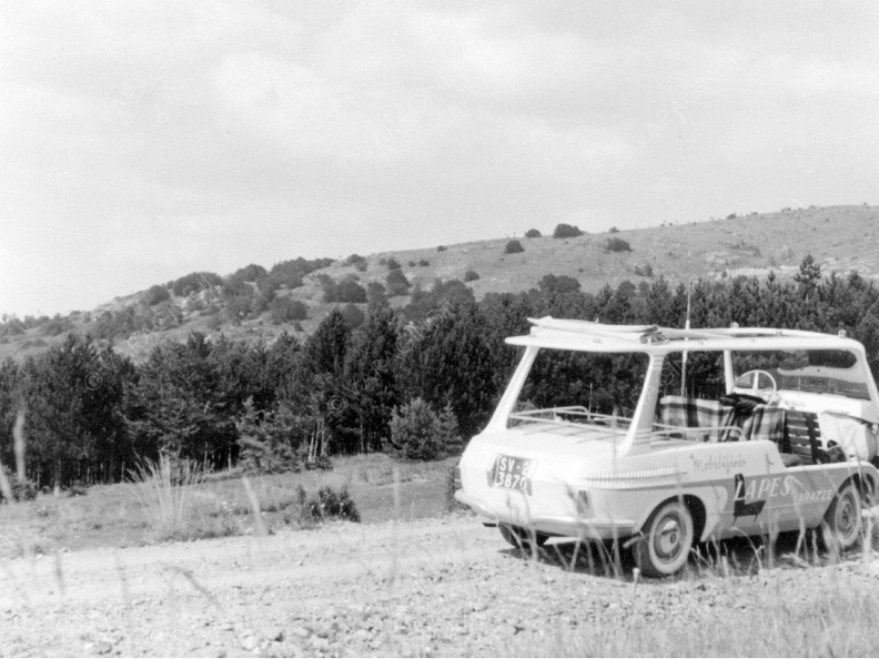 1960. Auto rappresentanza mobilificio LAPES