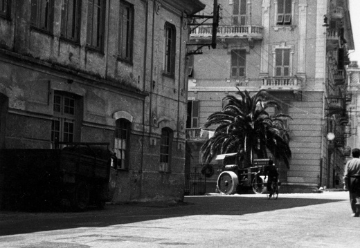 1949 marzo - I cantieri Baglietto in Piazza S.Caterina