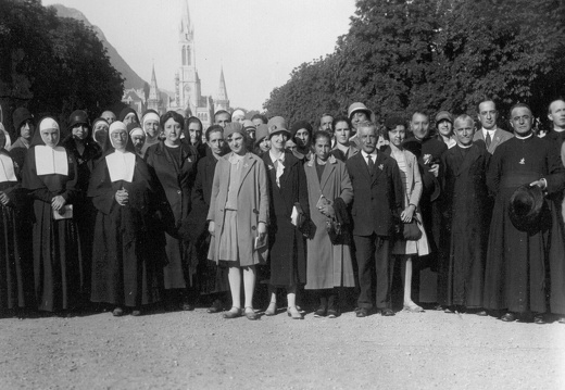Gruppo varazzini in pellegrinaggio a Lourdes